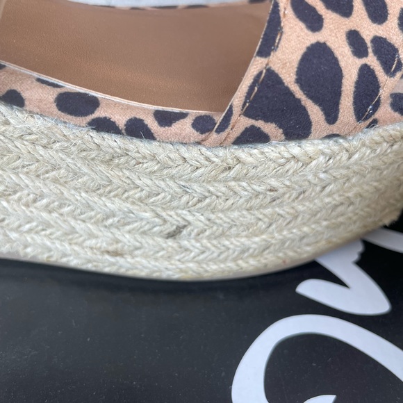 Ladies Qupid Big Bang Tan Leopard Print Platform Sandals With Box Size 6 - Picture 3 of 13